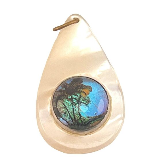 Butterfly Pendant Reverse Painted on Glass Mother of Pearl - Picture 3 of 5